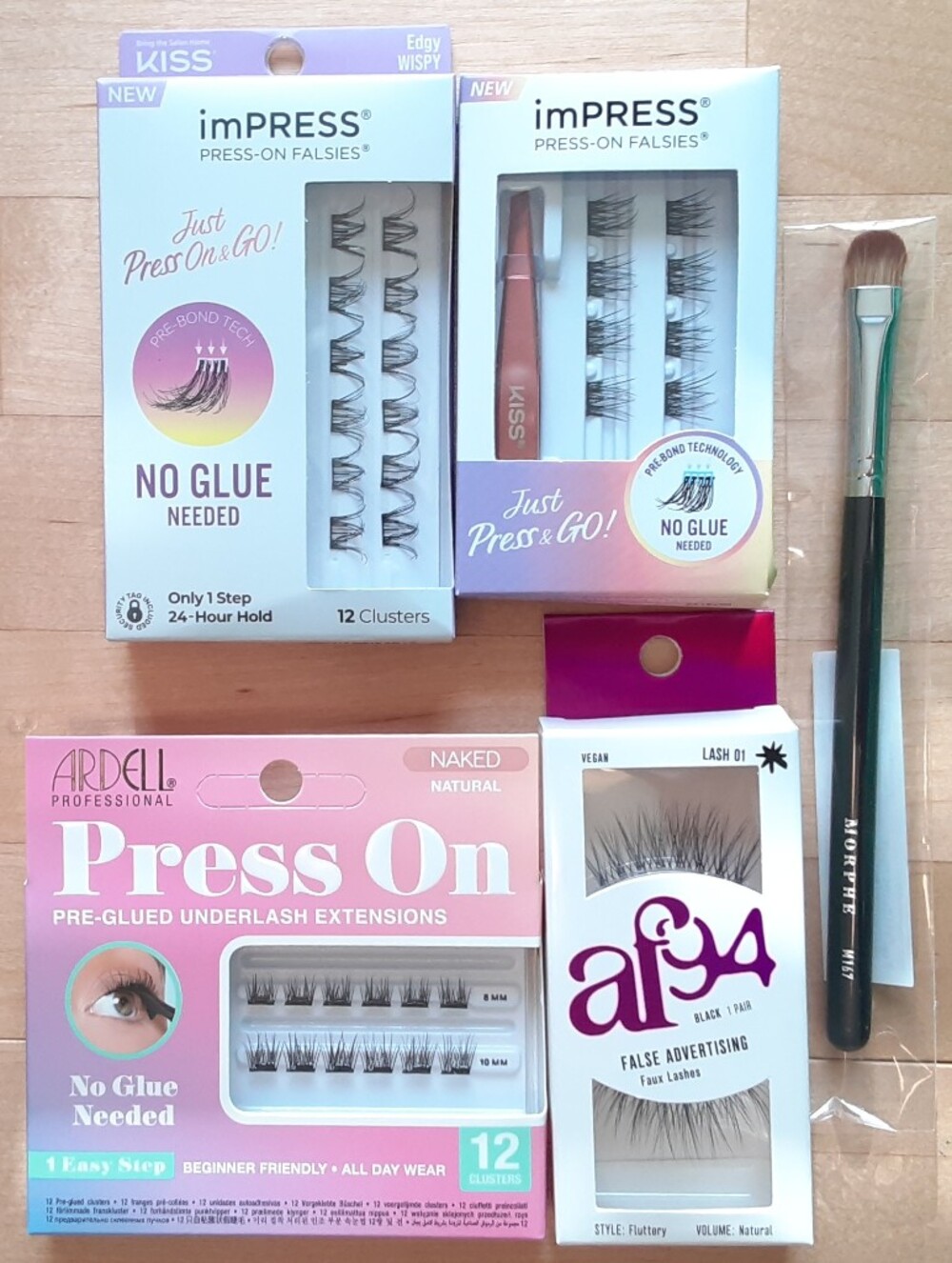 4 Faux Lashes Sets with Morphe Eyeshadow Brush